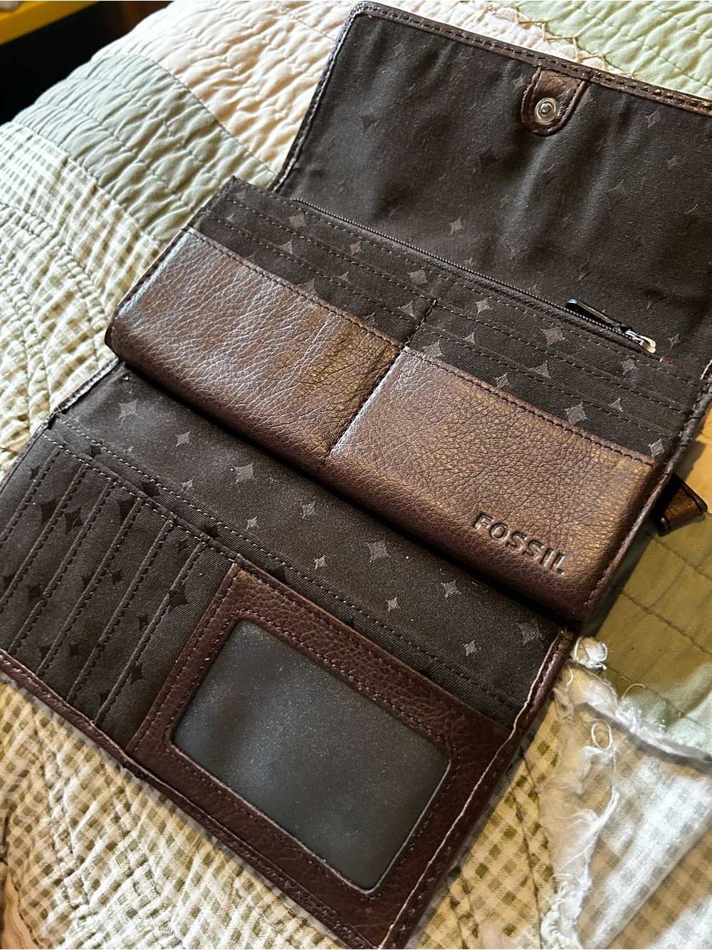 Vintage Fossil Wallet - Picture 8 of 13
